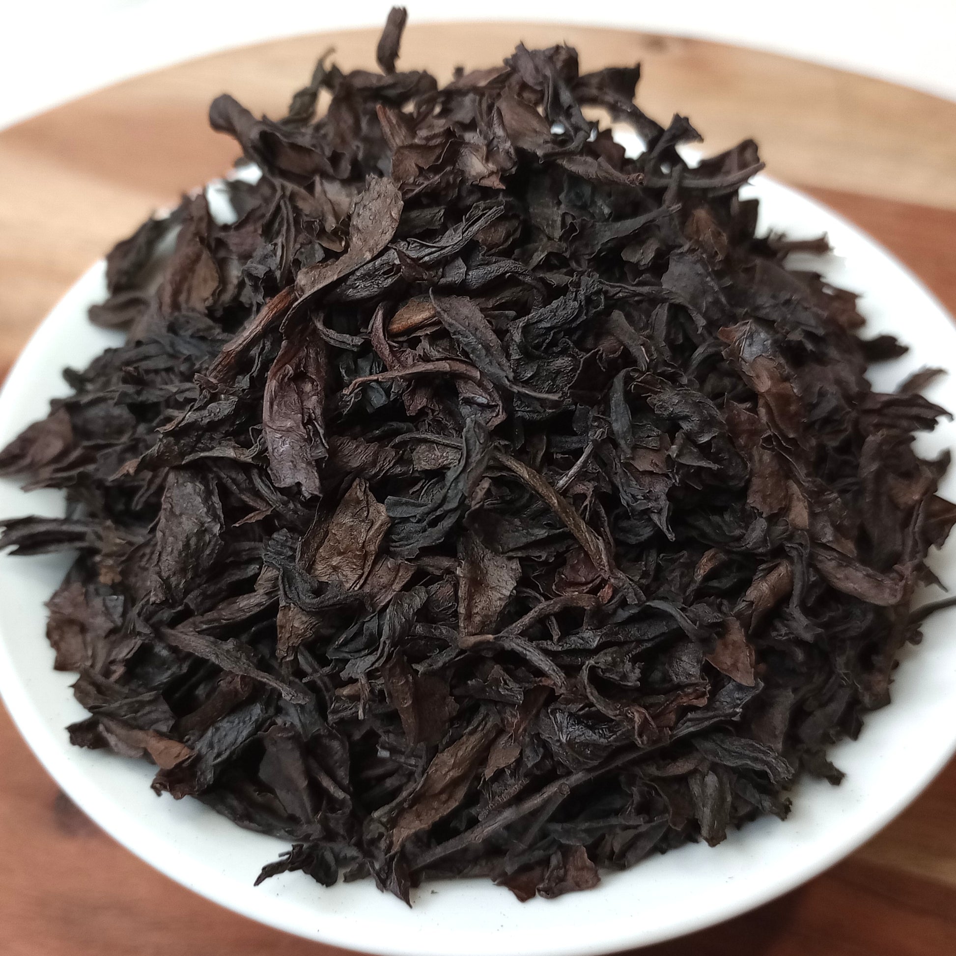 organic wuyi oolong tea