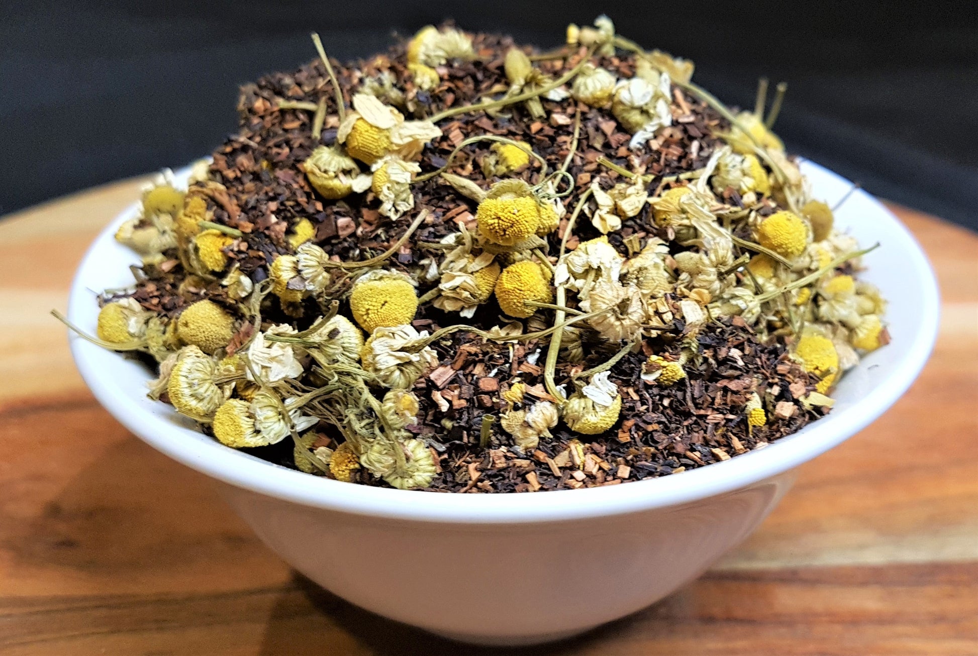 organic chamomile and honeybush tea blend