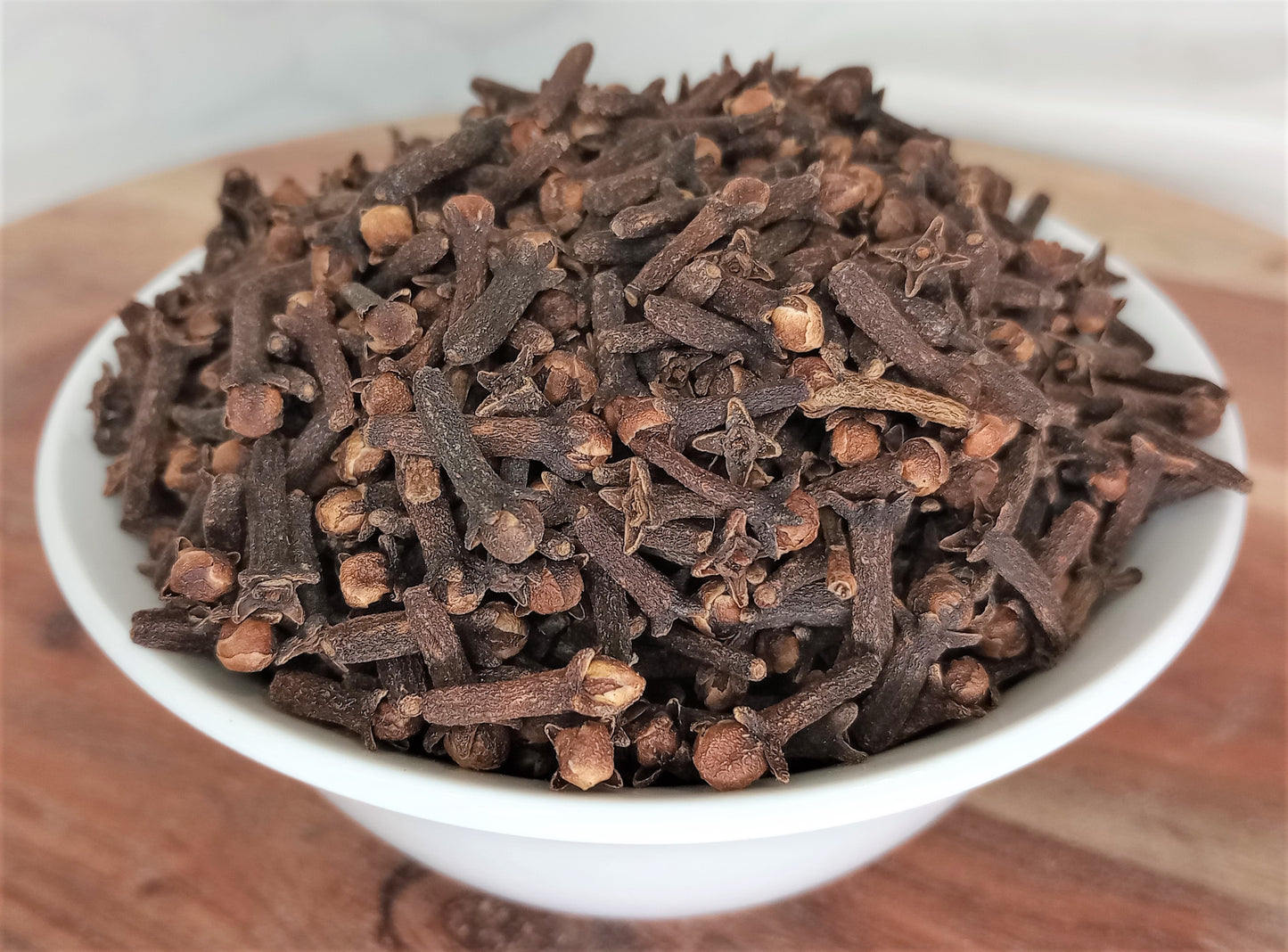 organic cloves in bowl