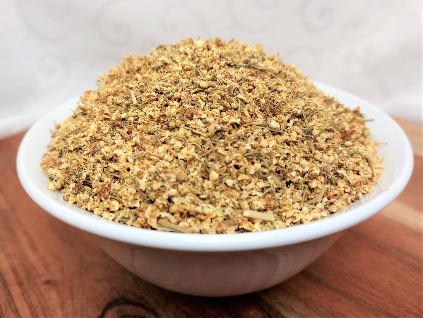 organic elderflowers in bowl