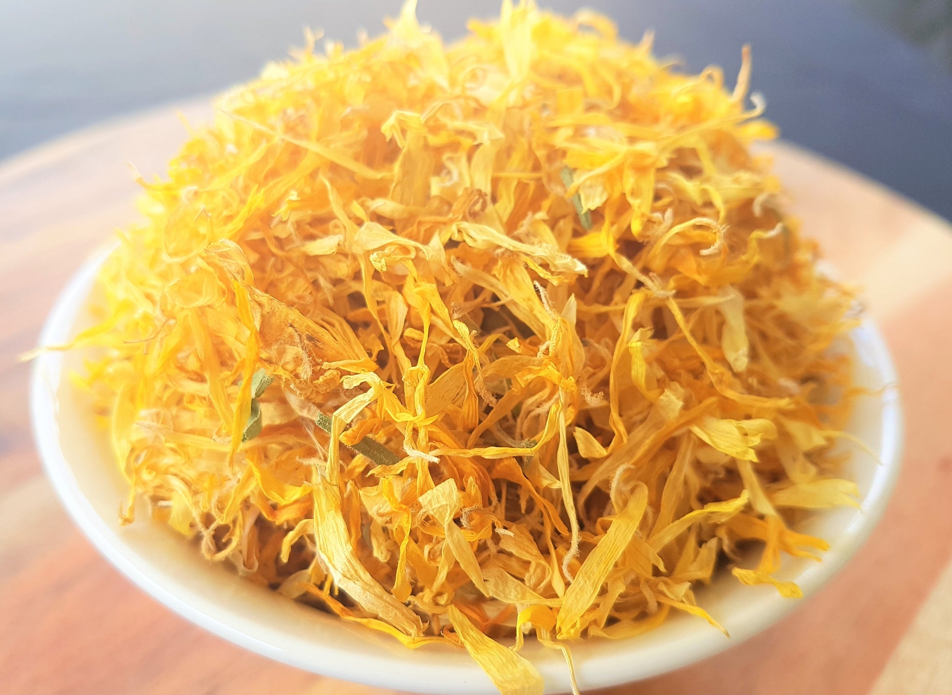 organic calendula petals for making tea or bath salts